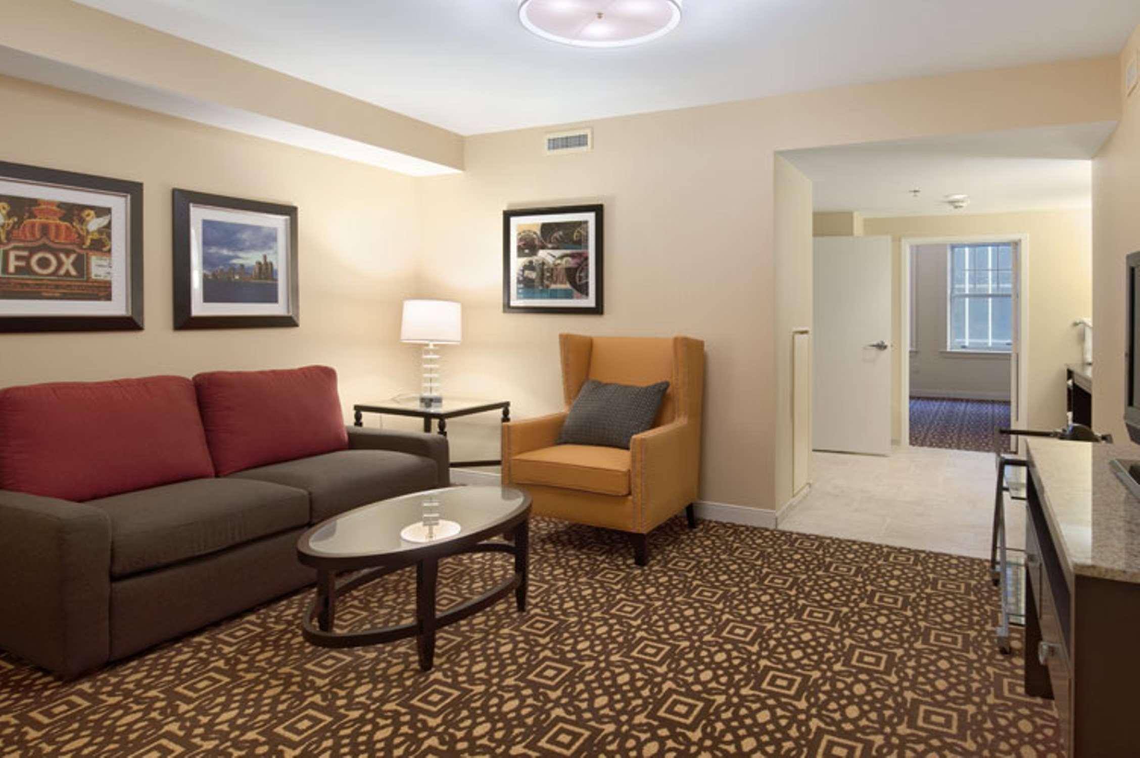 Doubletree Suites By Hilton Hotel Detroit Downtown - Fort Shelby Oda fotoğraf