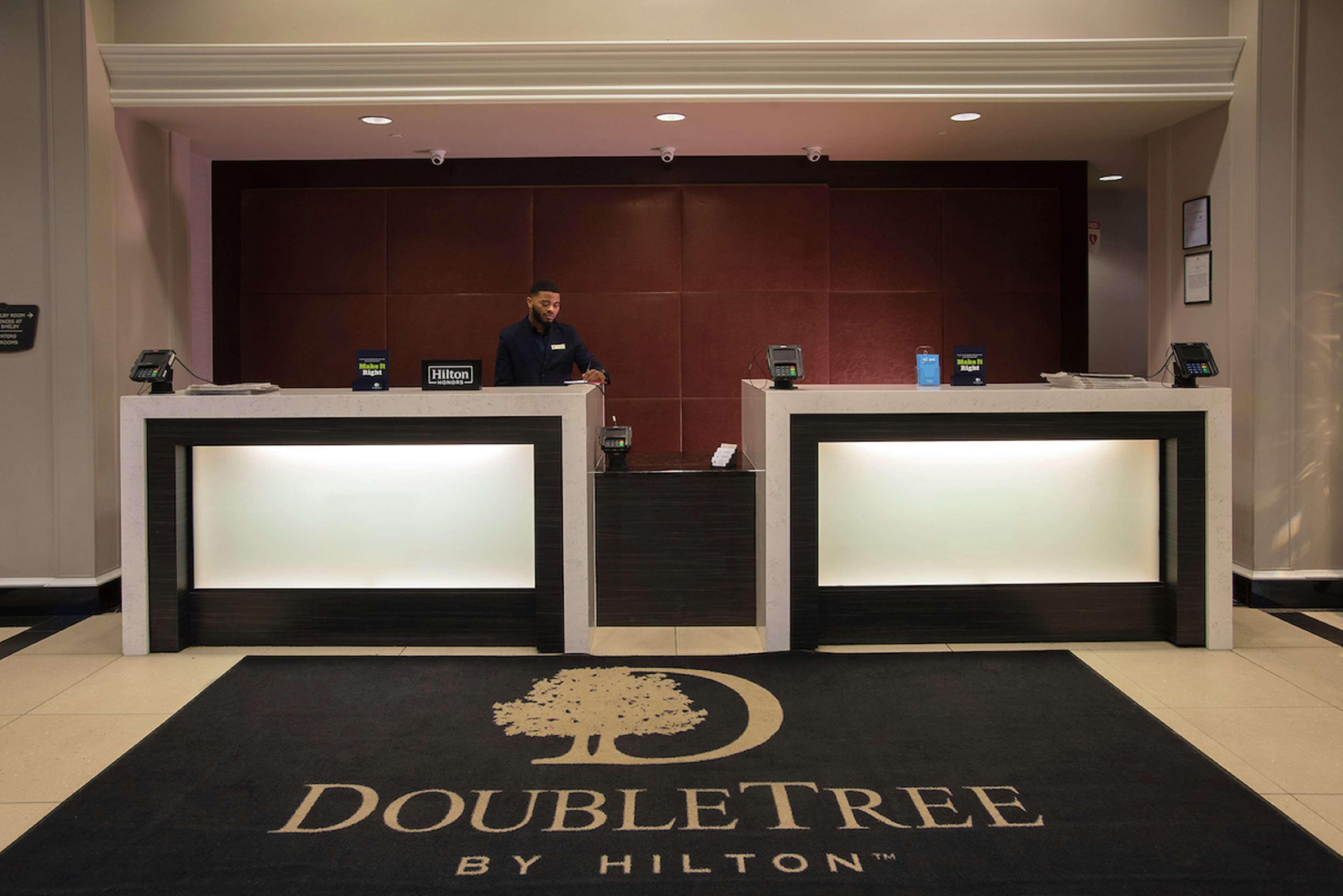 Doubletree Suites By Hilton Hotel Detroit Downtown - Fort Shelby Dış mekan fotoğraf